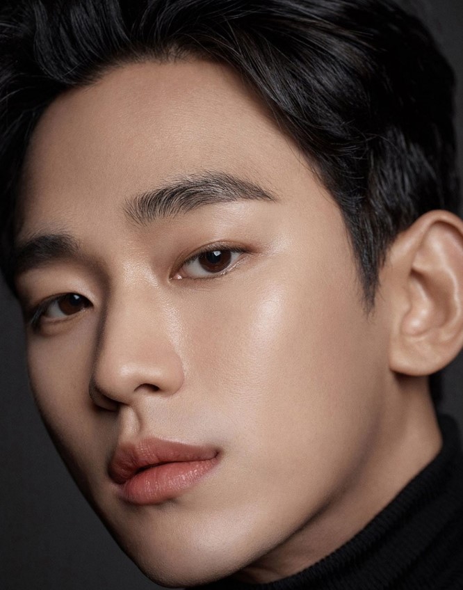 입꼬리 내림근 입술 보톡스