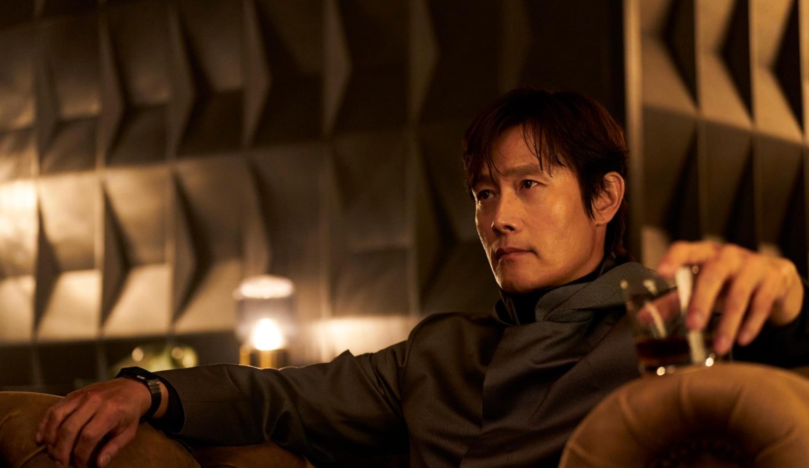 오징어 게임 시즌3 프론트맨 역 이병헌 스틸컷