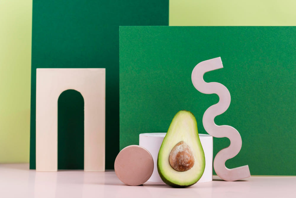 아보카도는 은박호일로 냉장고에 보관하면 오래 보관할수 있다.