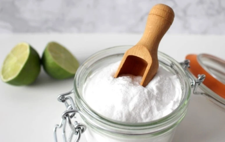 머리카락에-붙은껌-제거하는-방법-10가지