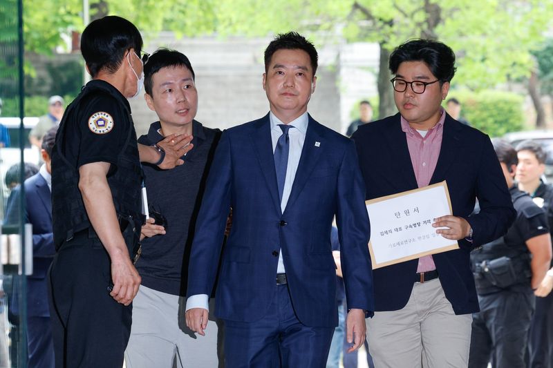 김세의 구속 송치 이유: 배우 김수현 AI 음성 조작 명예훼손 및 성폭력처벌법 완벽 분석