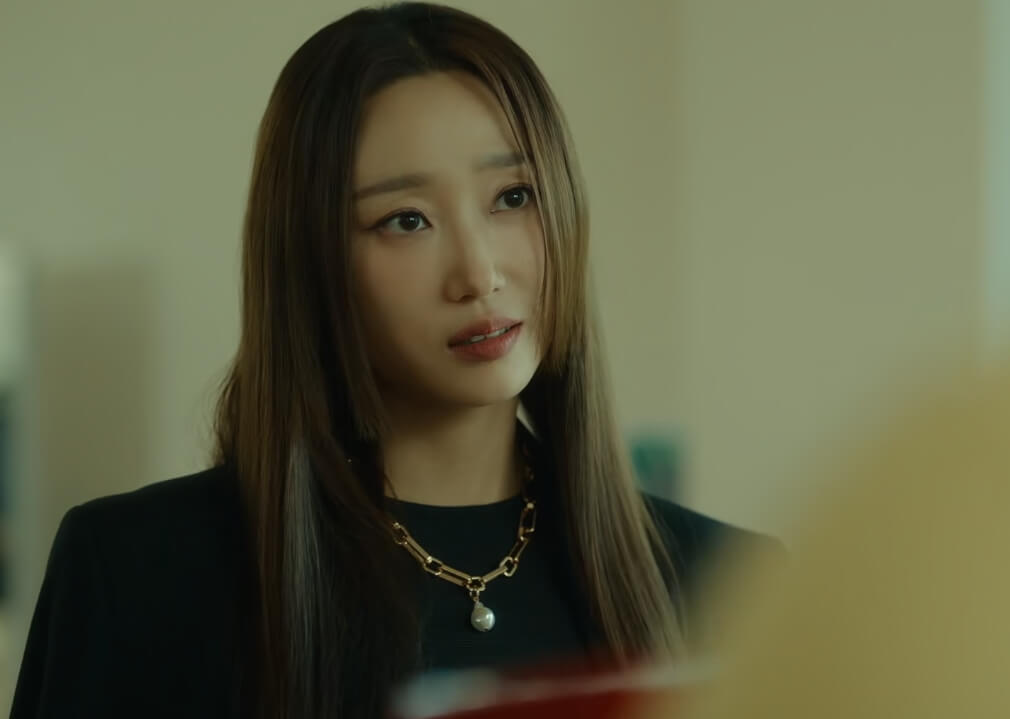 헬스장 트레이너로 지원하려고 온 그레이스