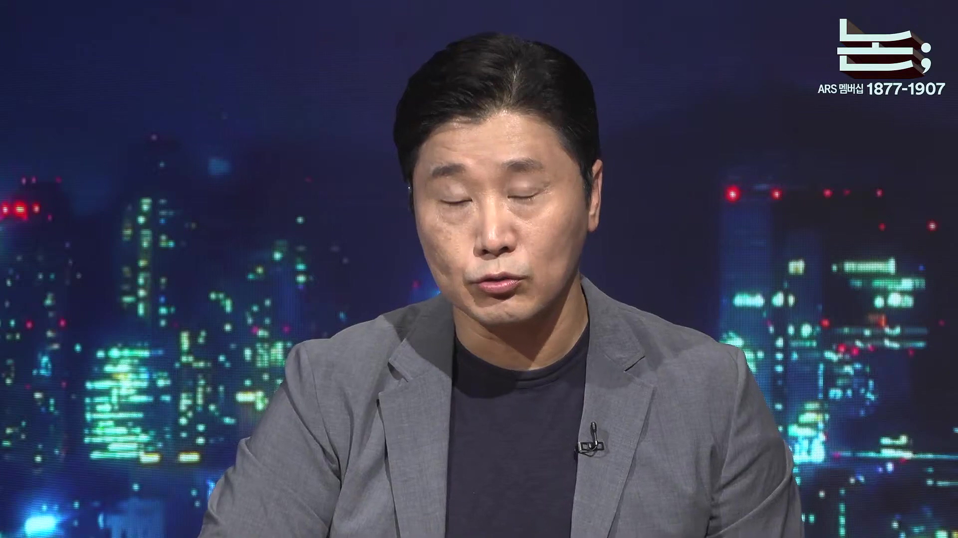 [정준희의 논] 정치인들의 생각 없음 그리고 악의 평범성ㅣ2025년 10월 14일 화요일.mp4_20251018_150811.837.jpg