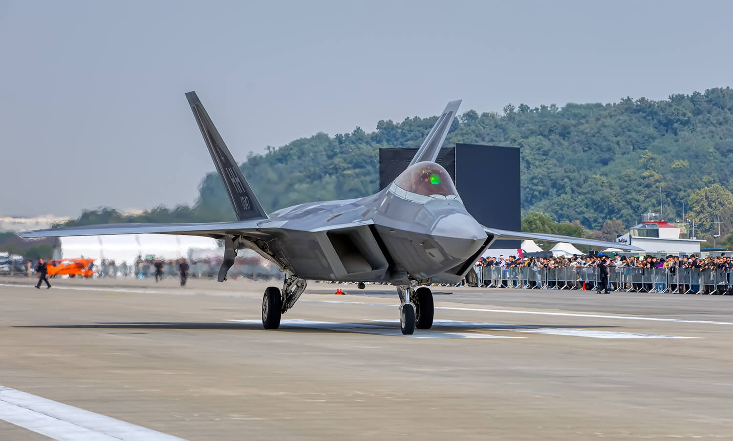 F-22 시범 비행
