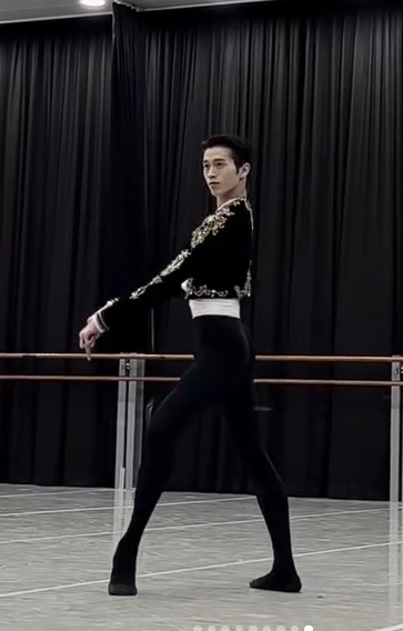 전민철발레리노