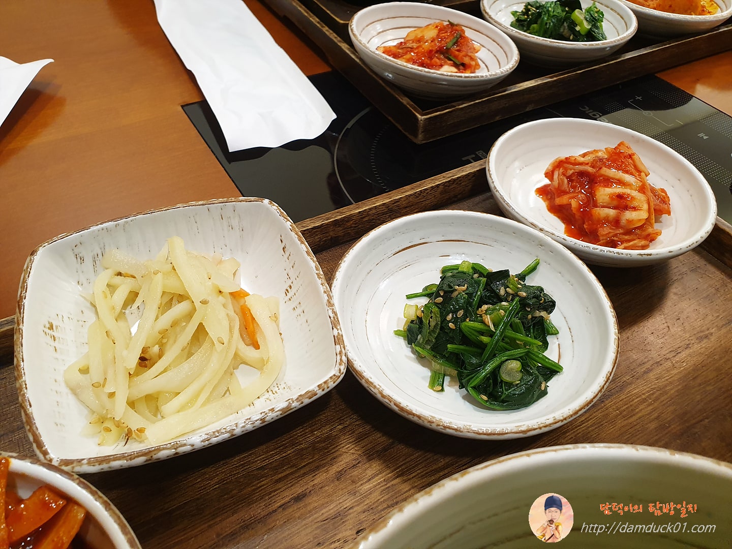 소반-낙지덮밥-반찬-담덕이의탐방일지