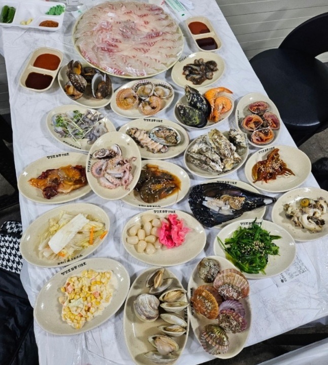 백반기행-화성-궁평항수산물-해산물-스끼다시