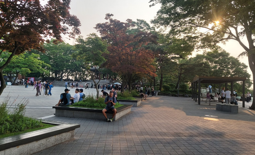 남산타워 공원 모습