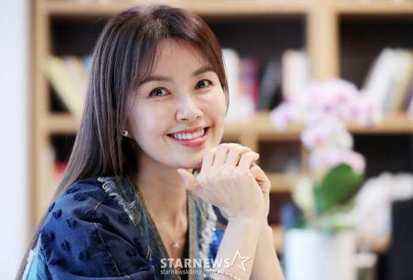 신애라