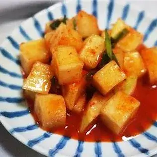 아삭함이 살아있는 깍두기 요리
