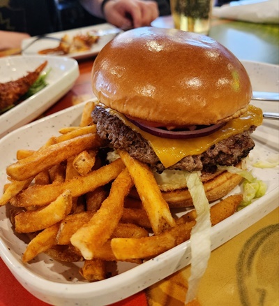 치즈버거인파라다이스감자튀김