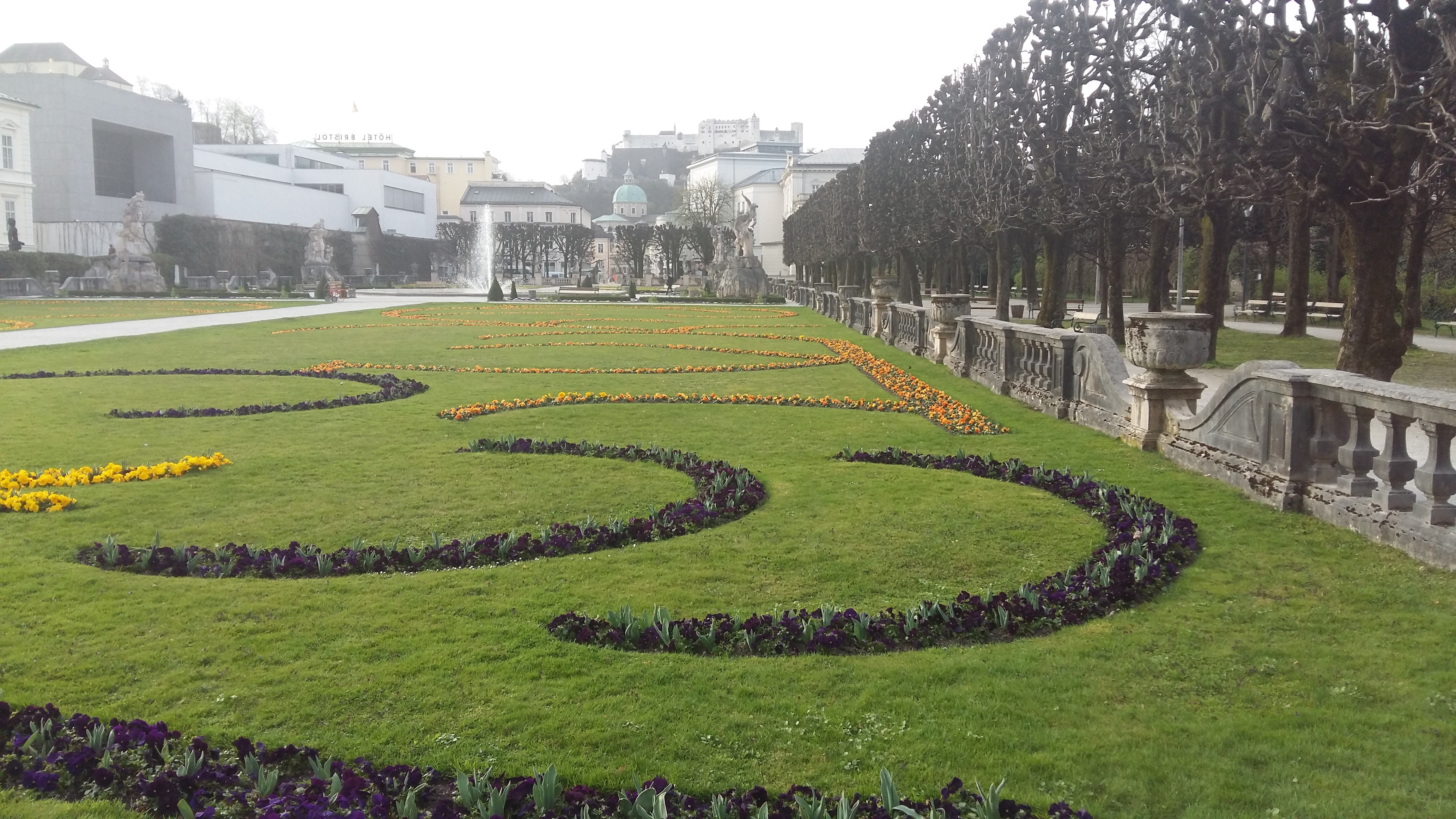 오스트리아 잘츠부르크 미라벨 궁전 정원