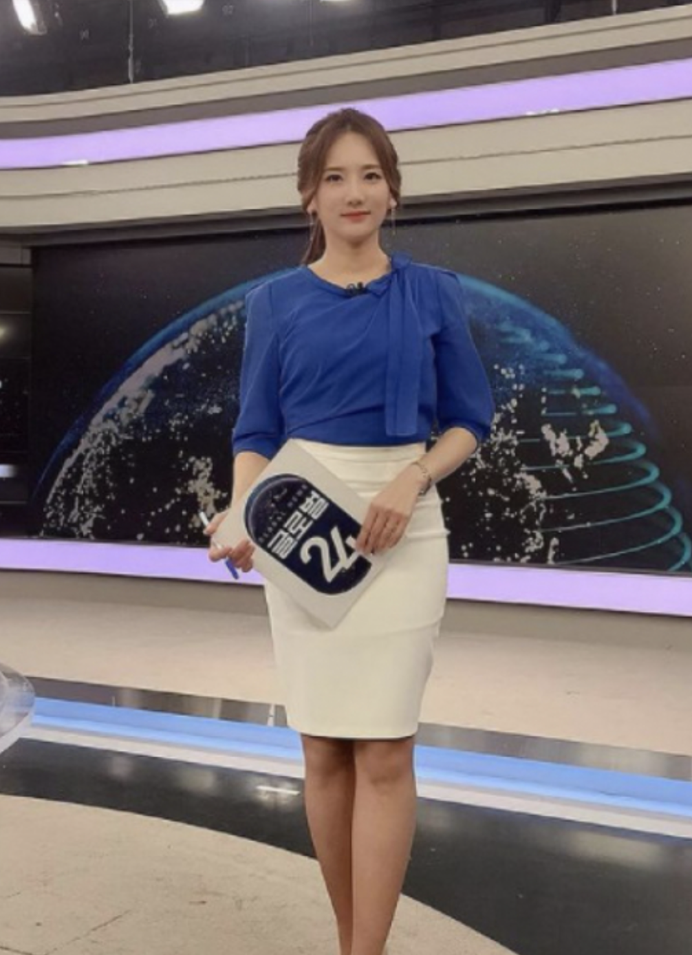 김지원 진행