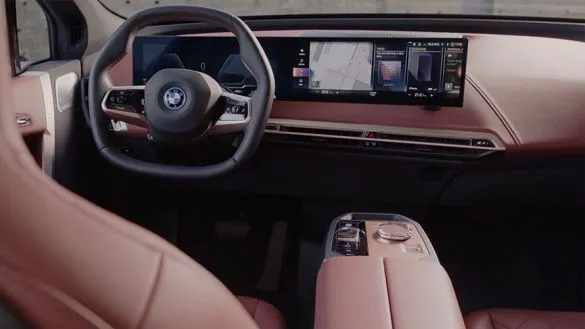 BMW IX50 이미지