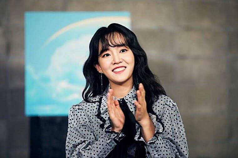 가수-윤하