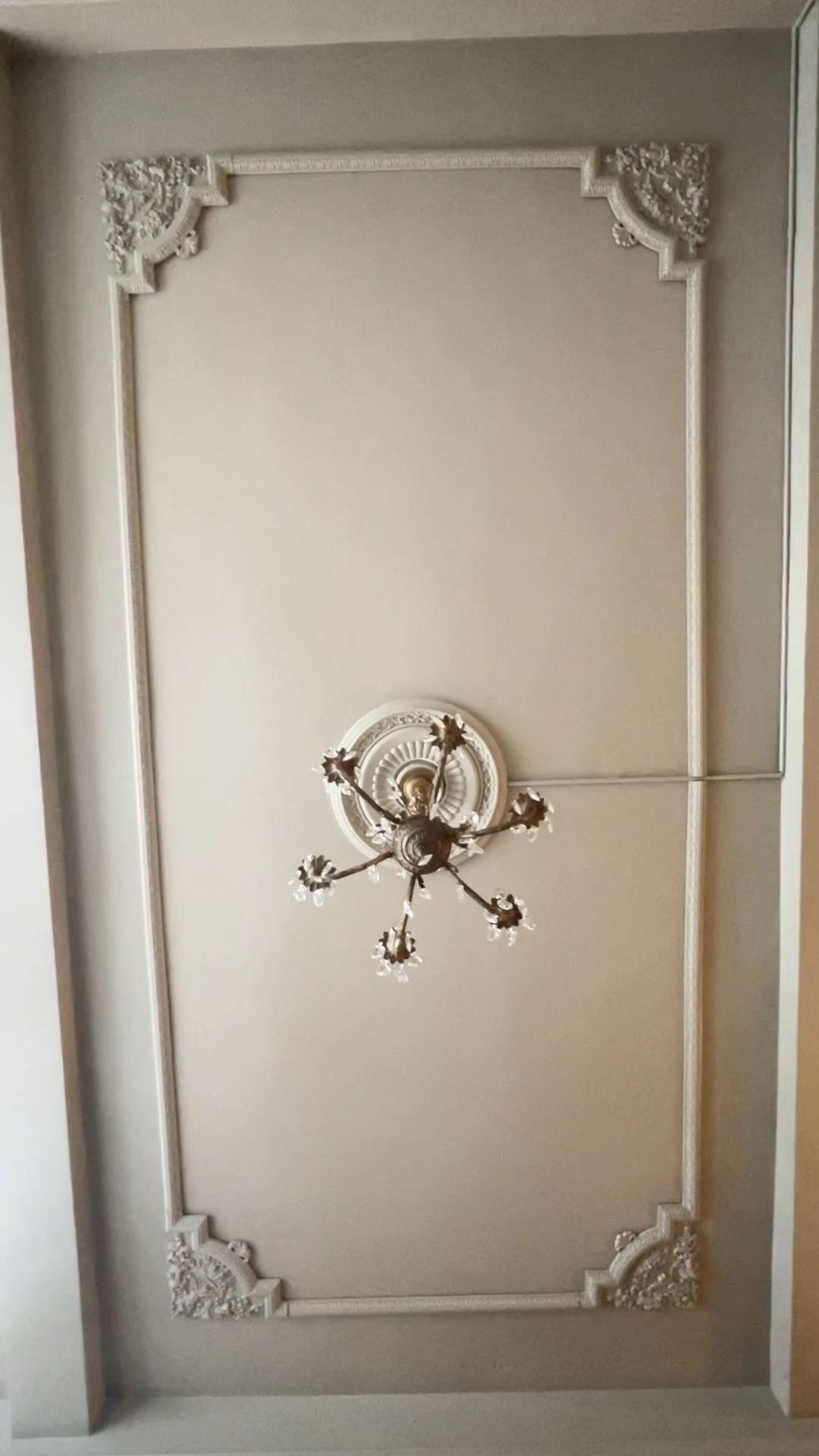 몰딩 천장 인테리어 디자인 아이디어 신혼집 추천