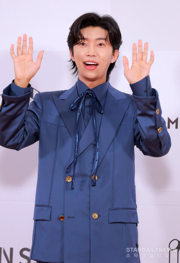 지드래곤 vs. 임영웅&amp;#44; 두 스타의 인기 비교 분석!