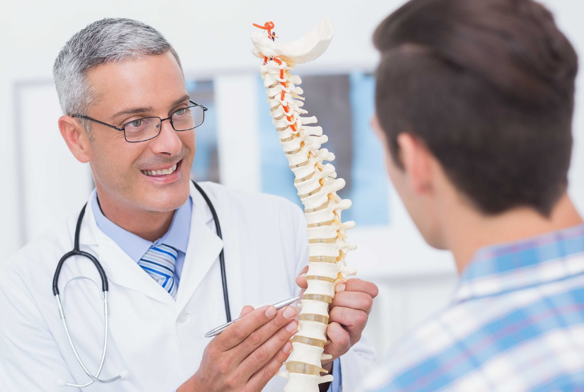 치료와 재활 프로그램은 전문가의 도움을 받아 진행되어야 한다