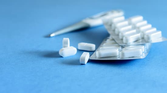 무릎 통증 치료를 위한 비스테로이드성 항염증제(NSAIDs) 사용 가이드