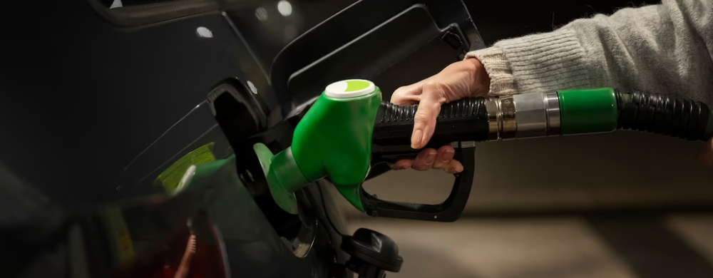 석유제품의 가격 변동, 국제유가와의 관계