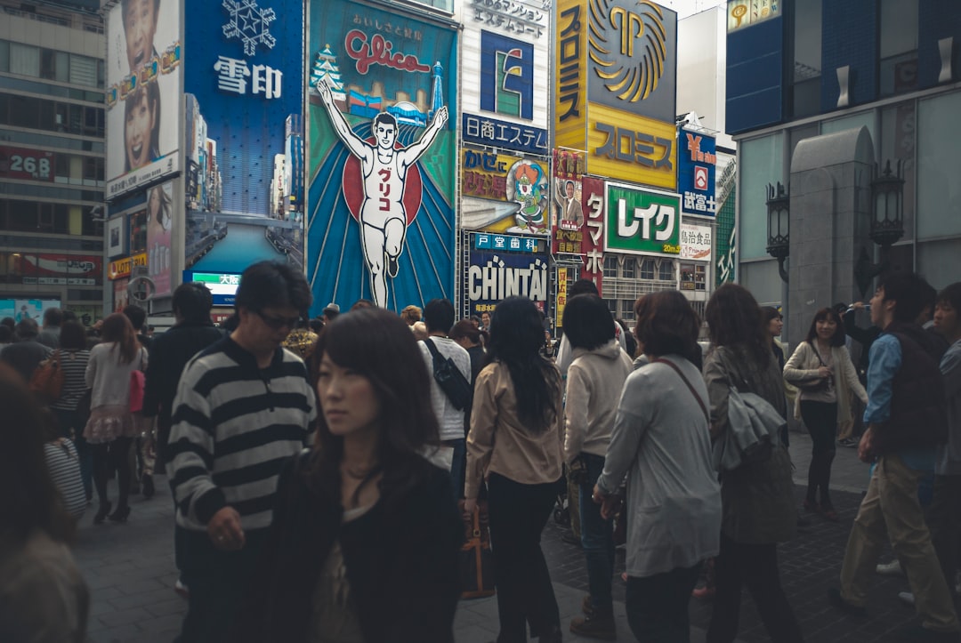 Osaka shopping is best represented by the noun stores.