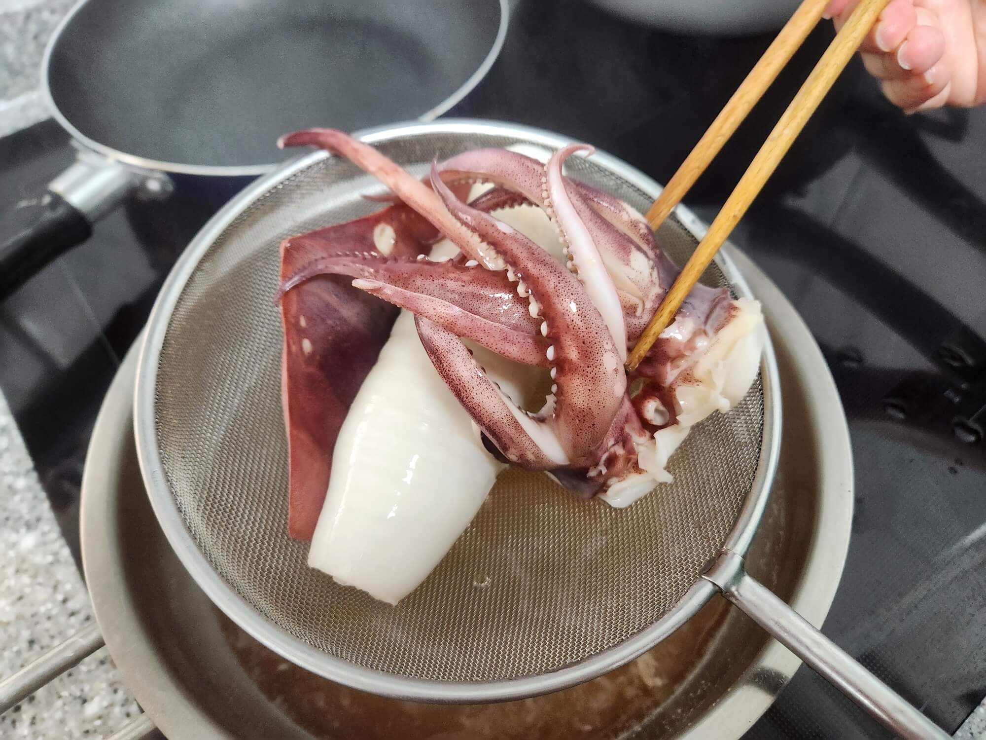 오징어 건져내기
