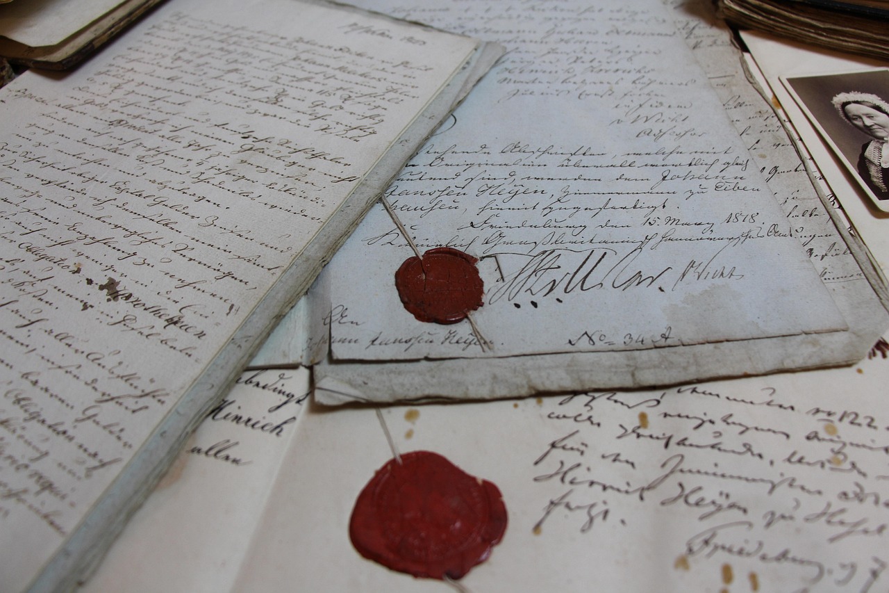 심리상담 자격증 종류와 준비 방법/ 자격증과 같은 여러 문서들의 사진