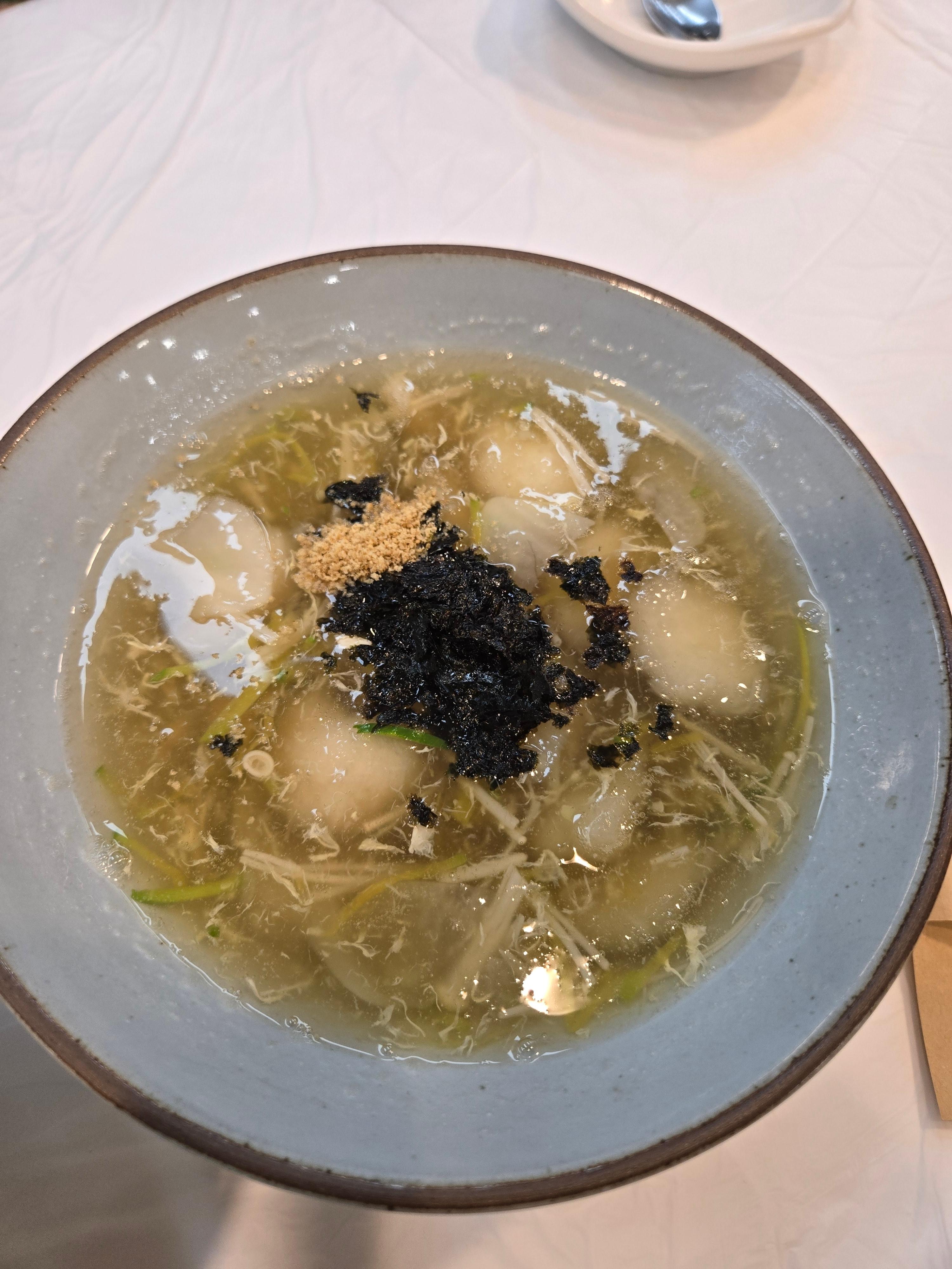 속초중앙시장-감자옹심이