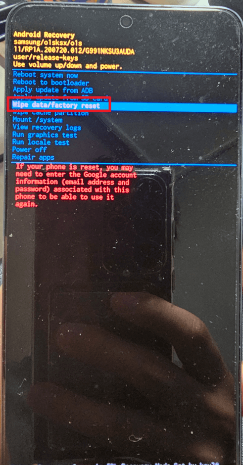 Wipe data/Factory reset 클릭