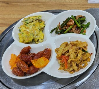 충주 수안보 산골농부식당 한정식 &amp;#124; 6시 내고향 방송 나온 시골 밥상&middot;산나물 비빔밥 맛집