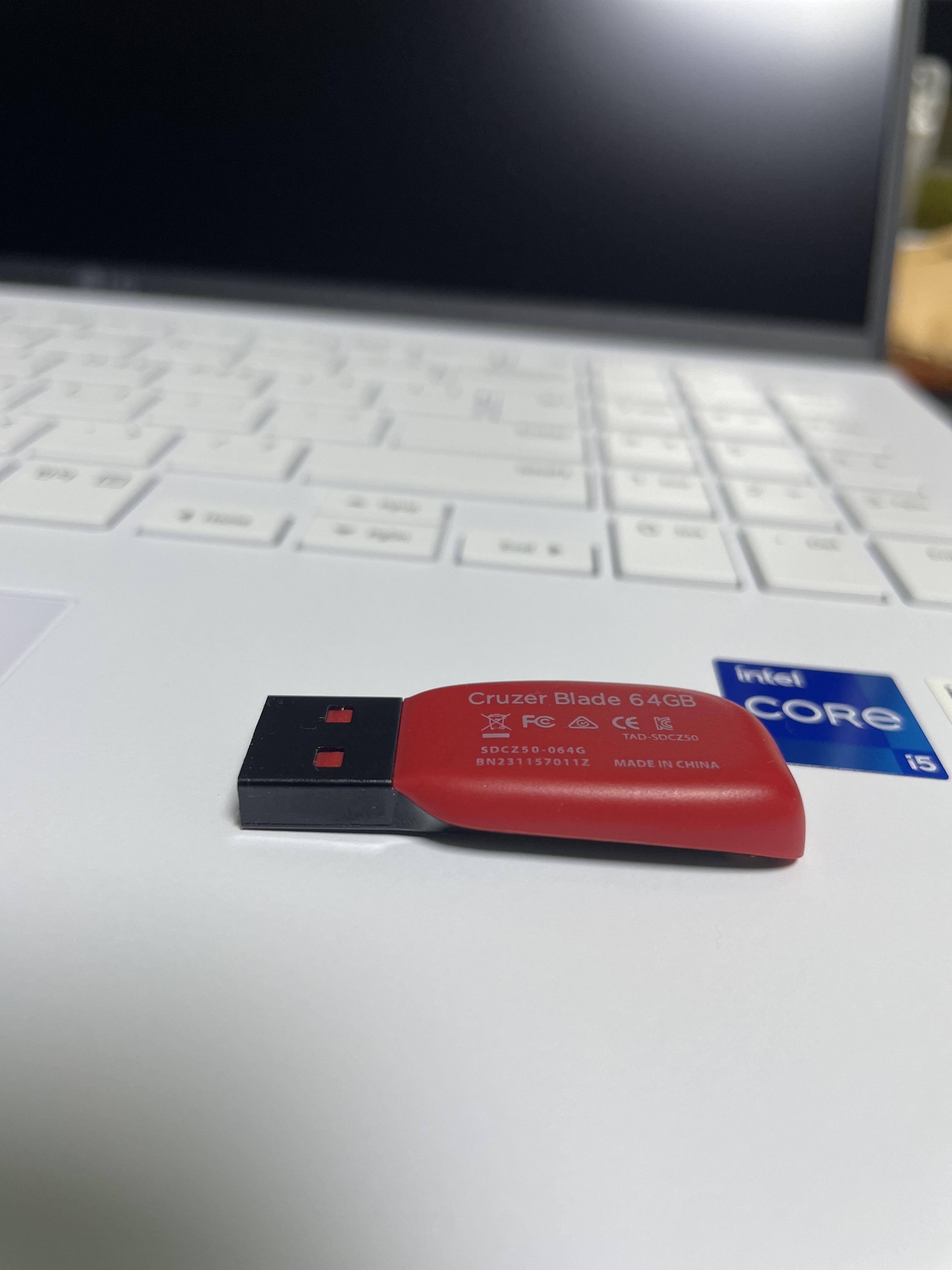 LG gram with USB