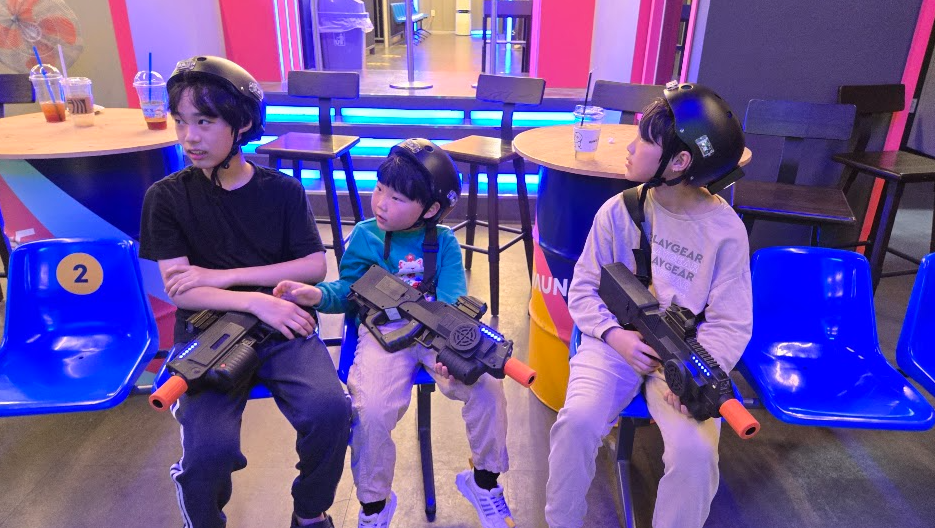 수원 서바이벌 게임 배틀컴뱃 레이저서바이벌 영통점 너무 재미있어.