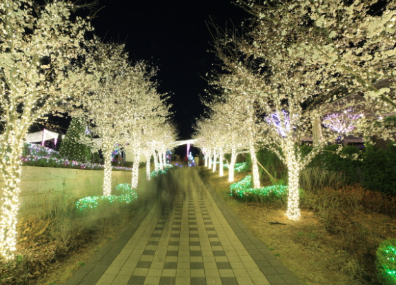 퍼스트가든-봄꽃축제