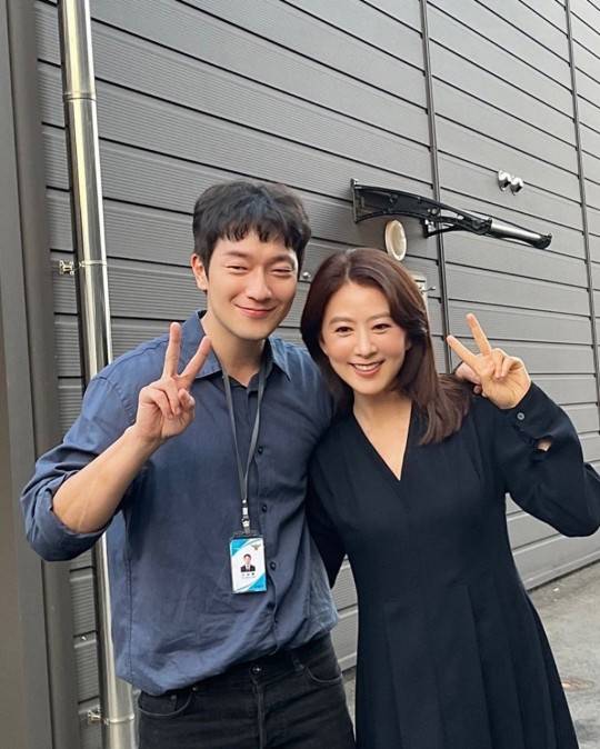 김희애 프로필
