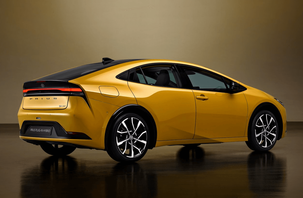 토요타 프리우스 5세대