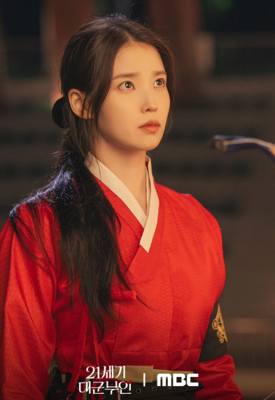 21세기 대군부인 연재 일정 및 본방 사수 가이드: 성희주와 이안대군의 행보를 놓치지 마세요