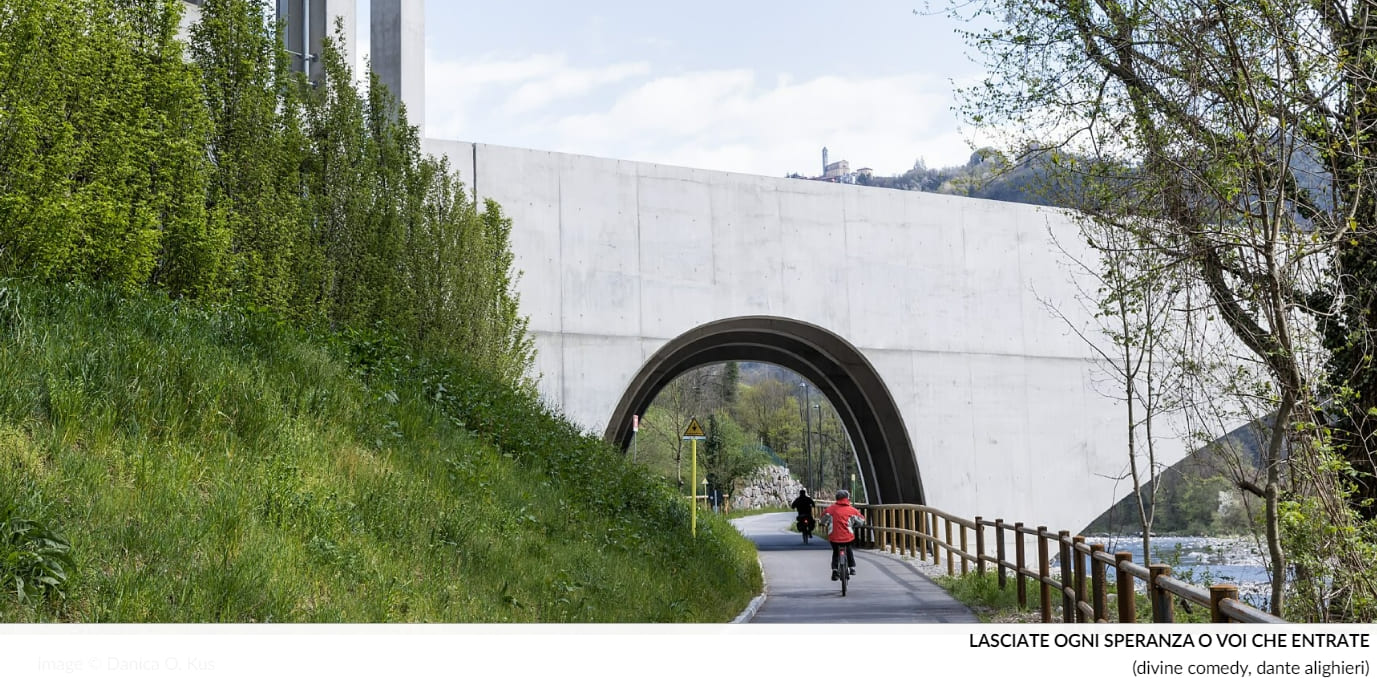고전주의와 합리주의의 콜라보 건축: 새로운 산 펠레그리노 플래그십 팩토리