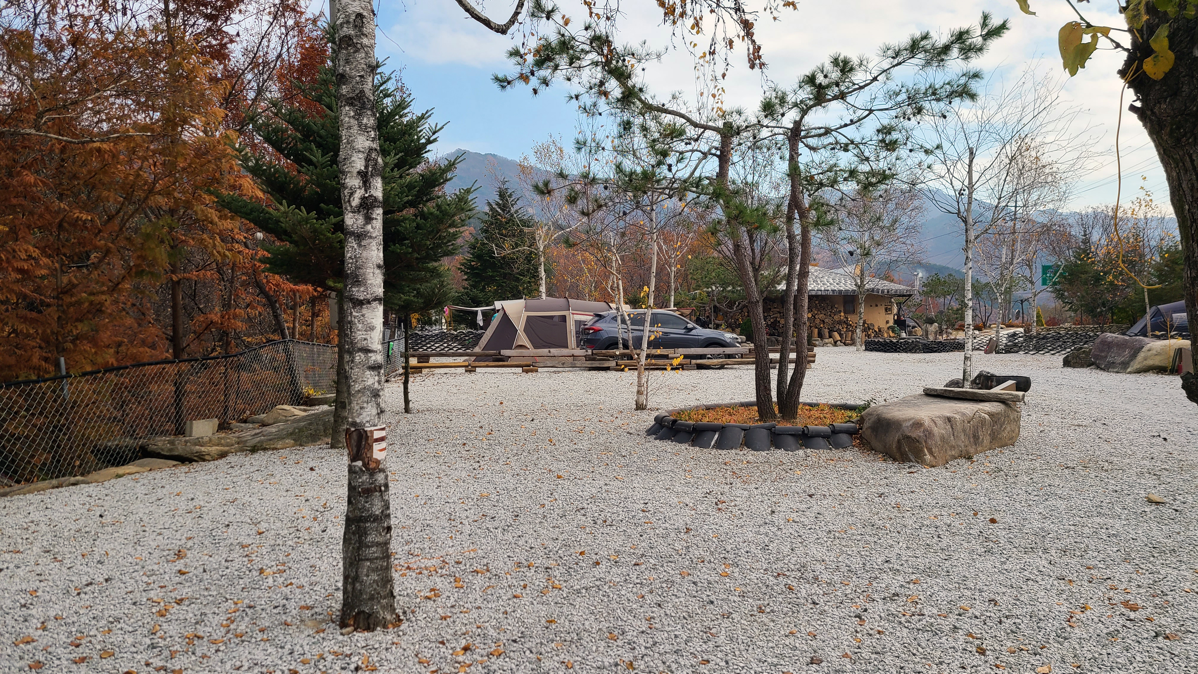 거창 '산중계곡 캠핑장'