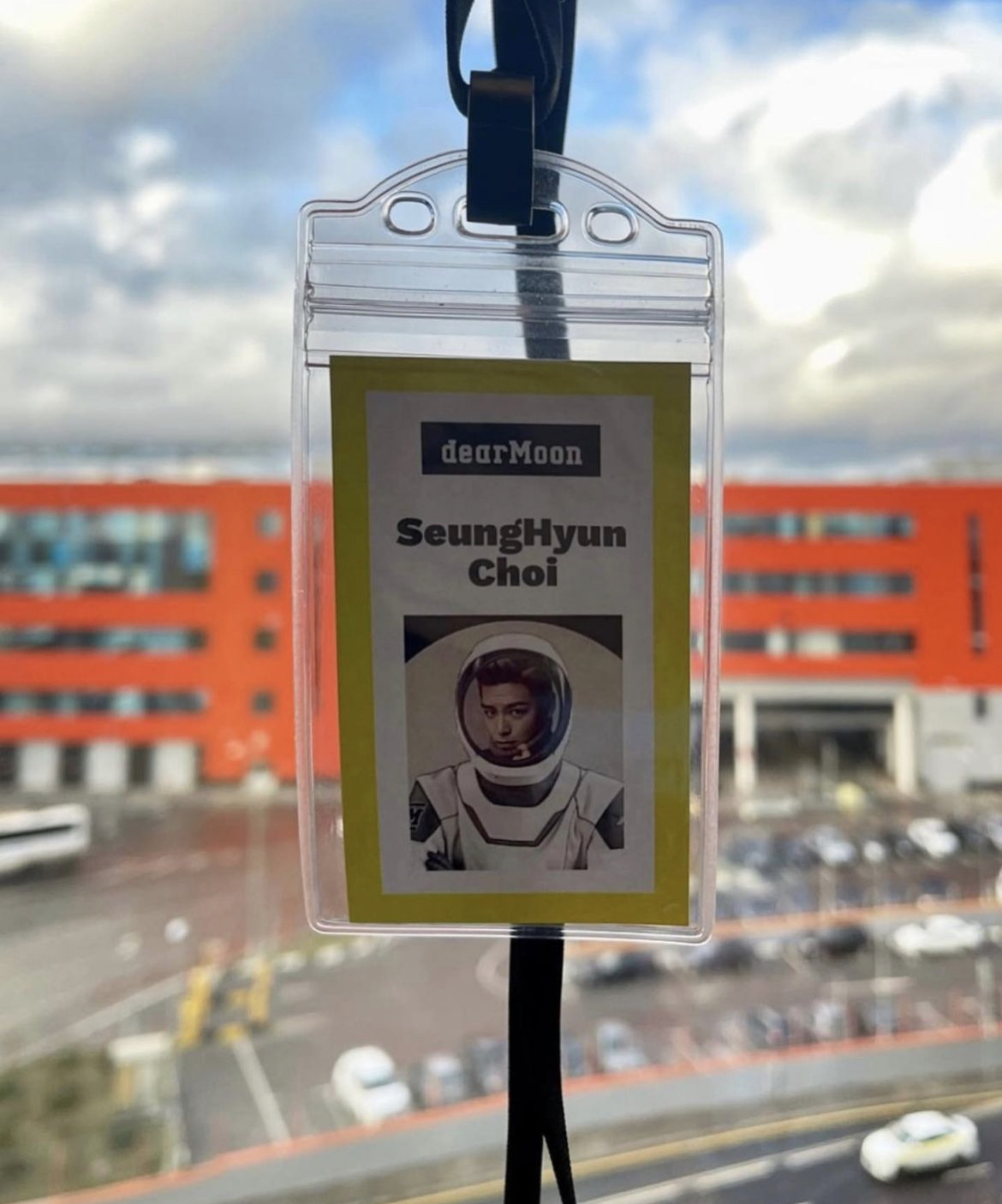 달 비행을 떠나는 탑