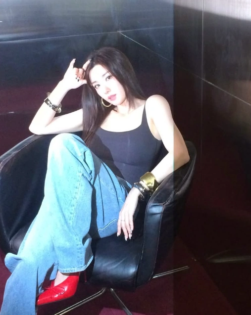 권은비 SNS 사진