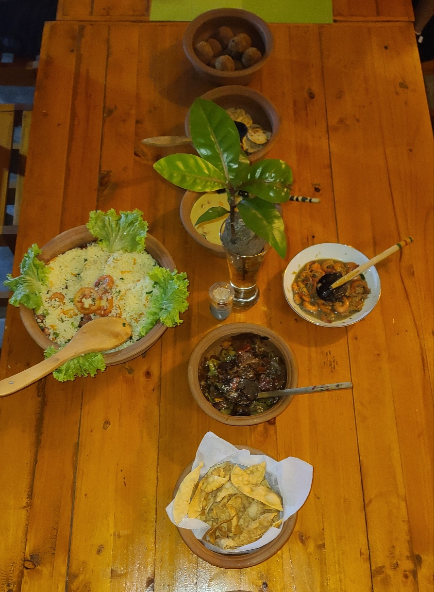 다양하고 맛있는 음식