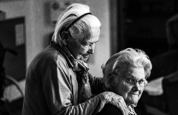 치매로 이어지는 우울증 - 노년기 우울증 진단 및 치료&#44; 우울증과 치매 구분 방법