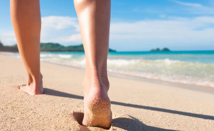 맨발걷기효능 6가지 및 맨발 걷기 방법과 걷기 좋은 길 추천