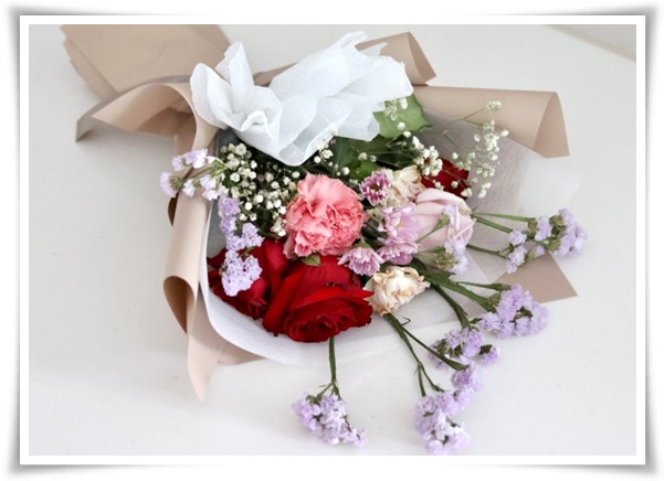 &quot;생화 꽃다발&quot; 특별한 순간을 오래 보관하는 신선함 유지 비결!