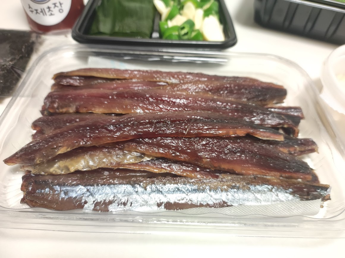 겨울 제철 음식 포항 과메기 제품 패키지