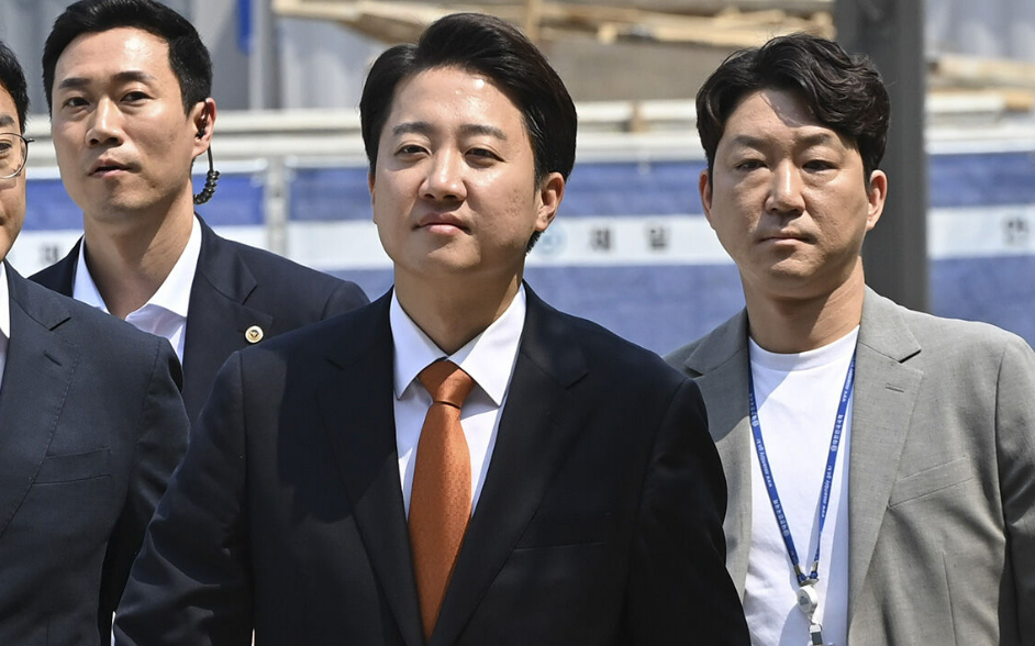 이준석