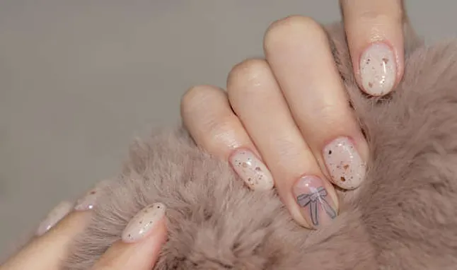 홍대 네일 헤이오브제