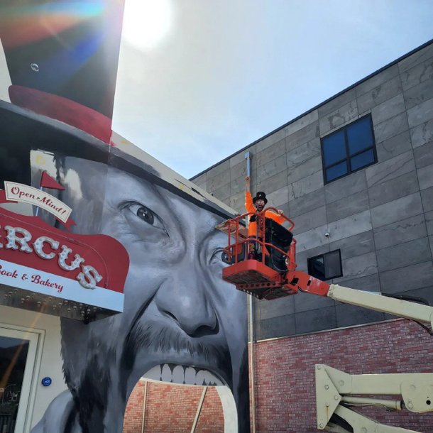 노홍철 빵집 홍철책빵 2호점