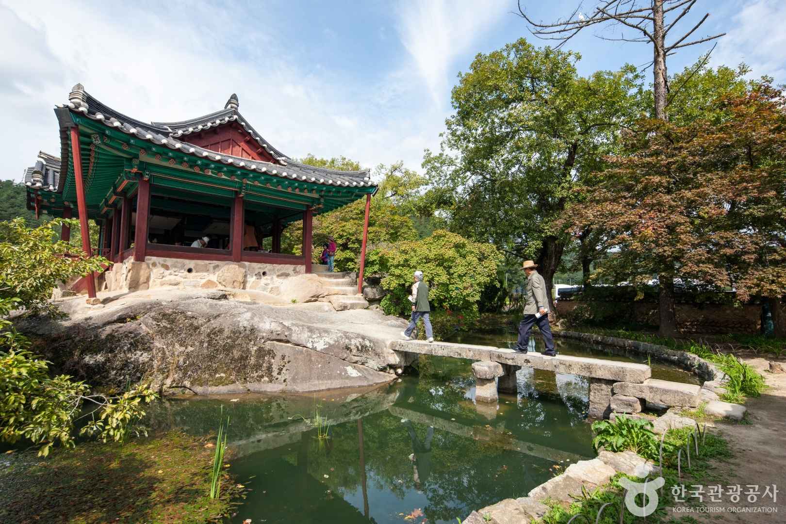청암정