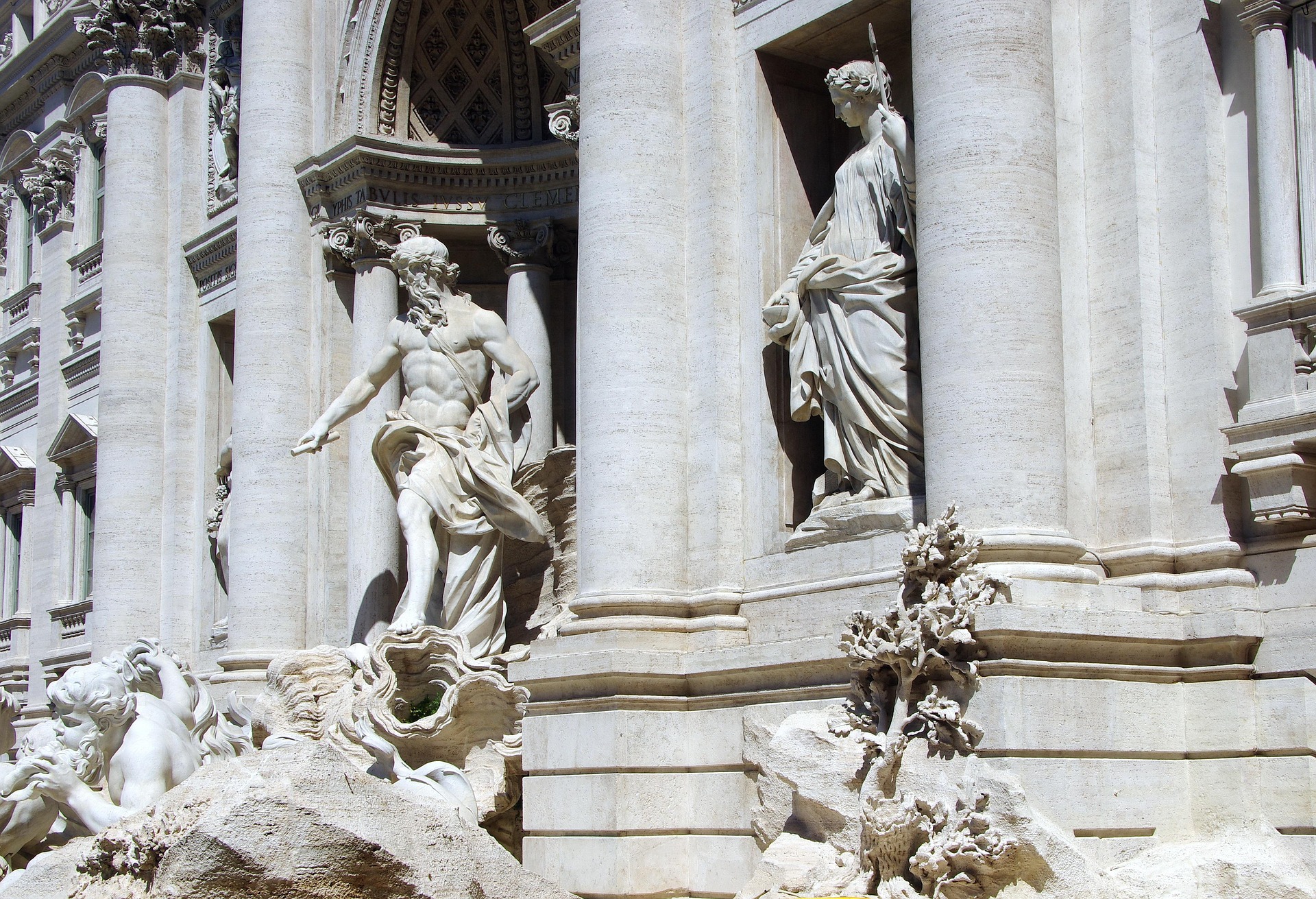 조각상 예술품 관련 사진